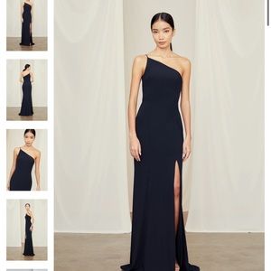 NWT Sloan Ivory One Shoulder Floor Length Gown